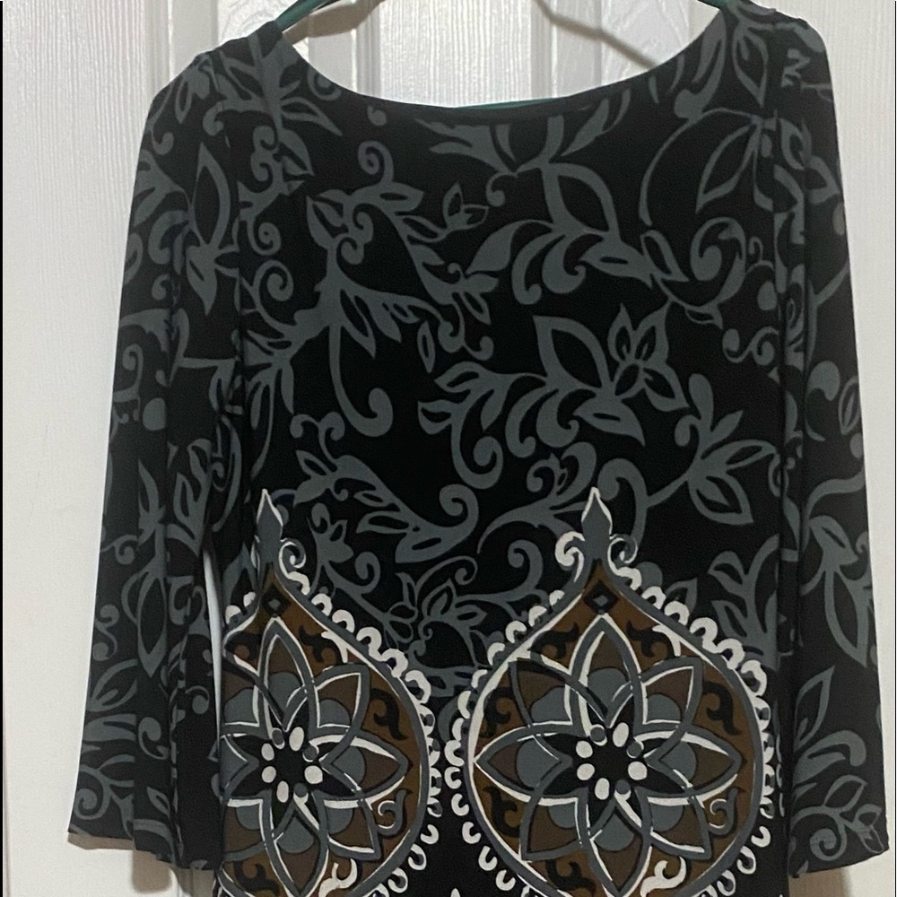 Dress - Picture 2 of 3